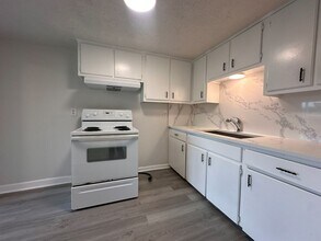 2516 Ivy St in Houston, TX - Foto de edificio - Building Photo