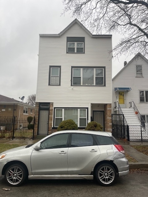 property at 2438 W 45th Pl