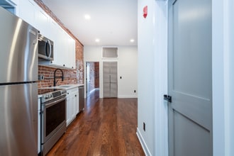 1613 N 33rd St, Unit C in Philadelphia, PA - Building Photo - Building Photo