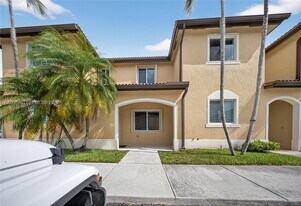 12010 SW 268th St in Homestead, FL - Building Photo