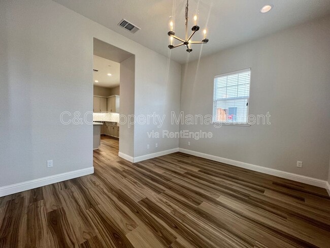 3002 Pinnacles Wy in Marina, CA - Building Photo - Building Photo