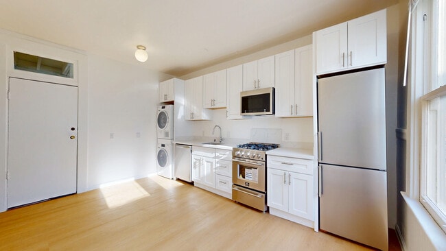 507 Greenwich St