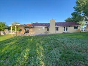 1 Sheckler Cutoff in Fallon, NV - Building Photo - Building Photo
