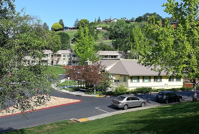 Kings Valley in Cloverdale, CA - Building Photo