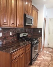 3517 T St in Sacramento, CA - Building Photo - Building Photo
