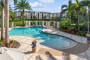 The Point at Lakeside Apartments