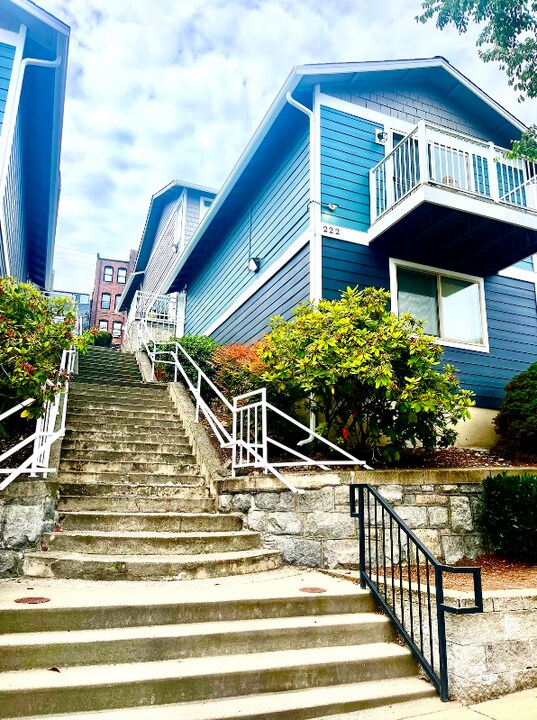 222 Broadway in Tacoma, WA - Building Photo