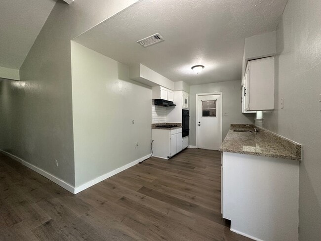 1603 E Timberview Ln in Arlington, TX - Building Photo - Building Photo