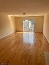 1019 E Grand St in Elizabeth, NJ - Building Photo - Building Photo