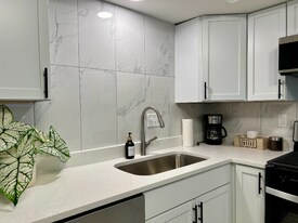 2014 Washington Ave in Chesterton, IN - Building Photo