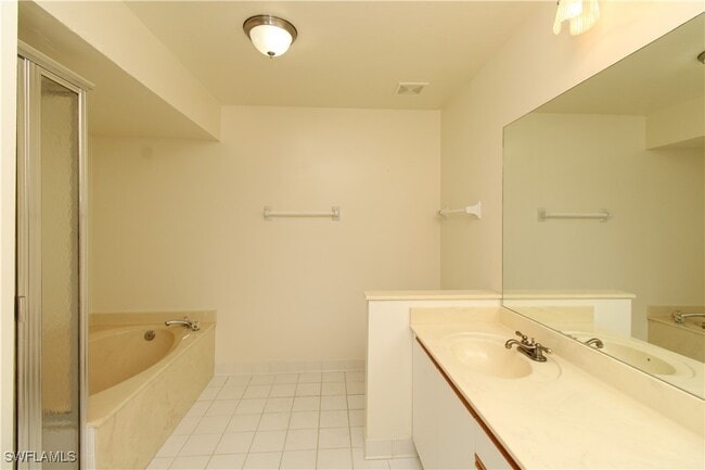 property at 333 Sunrise Cay