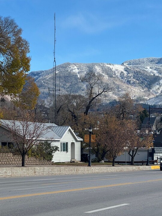 1206 S Lincoln Ave in Steamboat Springs, CO - Building Photo