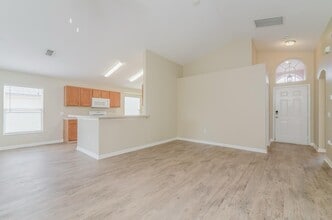 216 Manoel Ln in Davenport, FL - Building Photo - Building Photo