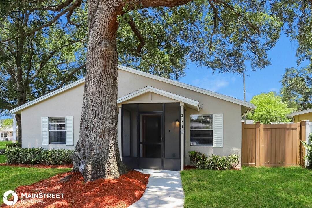 2173 Capri Dr in Clearwater, FL - Building Photo