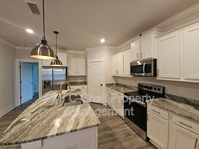 6047 Twenty One Oaks Dr in Pensacola, FL - Building Photo - Building Photo