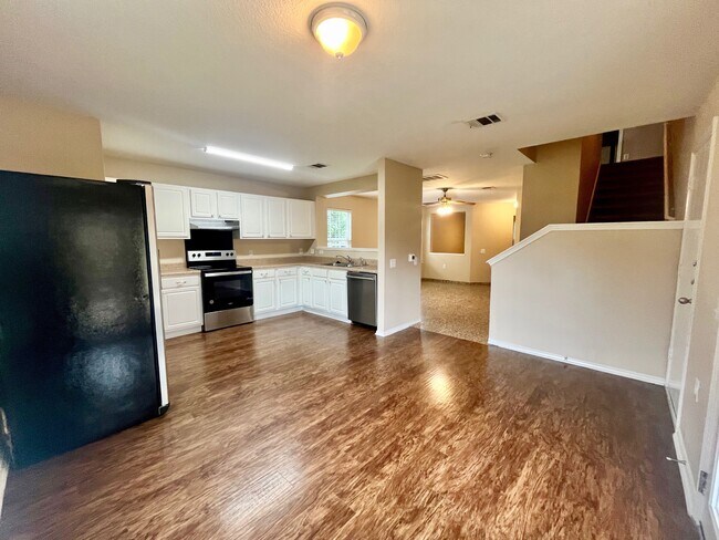 1903 Espino Cove in Austin, TX - Building Photo - Building Photo