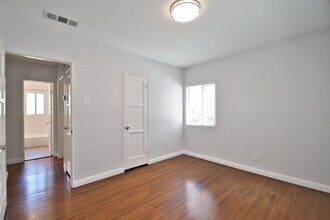 2800 Vail Ave in Redondo Beach, CA - Building Photo - Building Photo