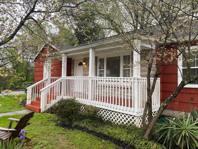 2414 Fairmont Blvd in Knoxville, TN - Building Photo - Building Photo