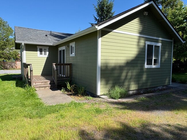 1816 Scammell Ave NW in Olympia, WA - Building Photo - Building Photo