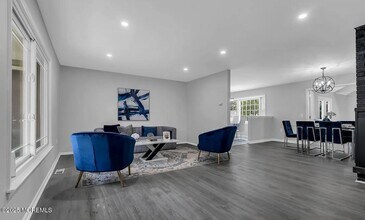 821 Bay Ave in Toms River, NJ - Building Photo - Building Photo