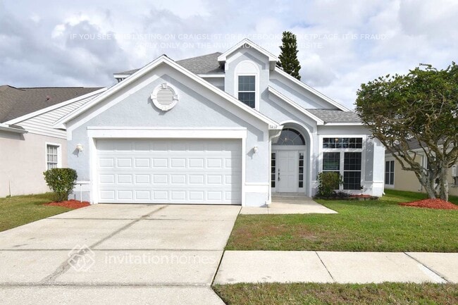 property at 3419 Santa Monica Dr