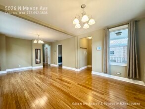 5026 N Meade Ave in Chicago, IL - Building Photo - Building Photo