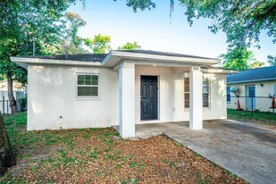 3210 N 16th St in Tampa, FL - Building Photo