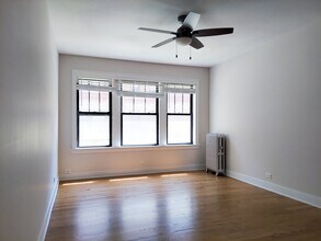 3925 N Keeler Ave, Unit 1 in Chicago, IL - Building Photo - Building Photo