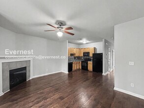 585 McWilliams Rd SE in Atlanta, GA - Building Photo - Building Photo