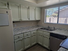 4437 E Covina St in Mesa, AZ - Building Photo - Building Photo