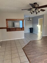 203 Maple St in Elgin, OK - Building Photo - Building Photo