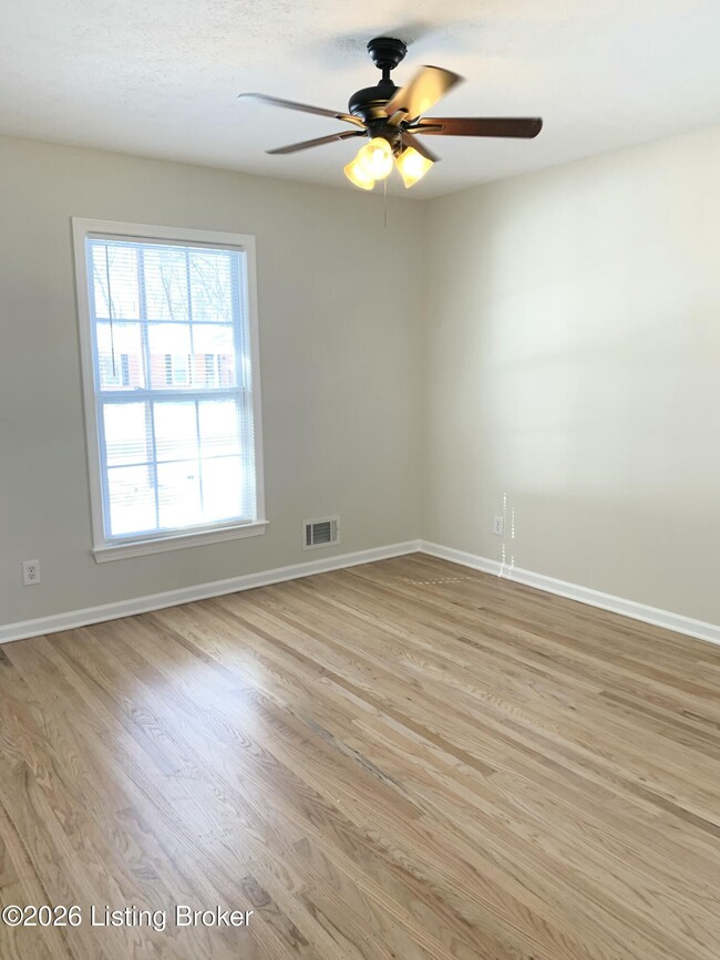 921 Fenley Ave in Louisville, KY - Building Photo - Building Photo