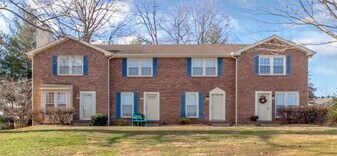 610 Sango Rd in Clarksville, TN - Building Photo