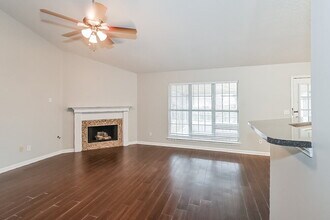 13231 Braybourne Pkwy in Olive Branch, MS - Foto de edificio - Building Photo