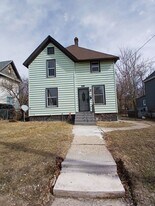 231 Forest Ave in Rockford, IL - Building Photo