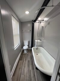 343 S Monroe St photo'