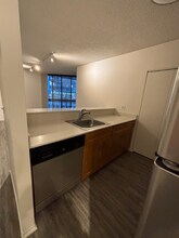 743 N Dearborn St in Chicago, IL - Building Photo - Building Photo