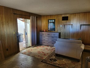 221 Redbird Ln in Westworth Village, TX - Building Photo - Building Photo