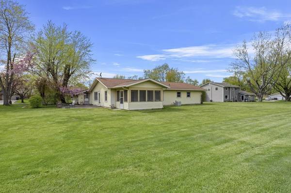 2907 Greenbriar Dr in Fort Wayne, IN - Building Photo - Building Photo
