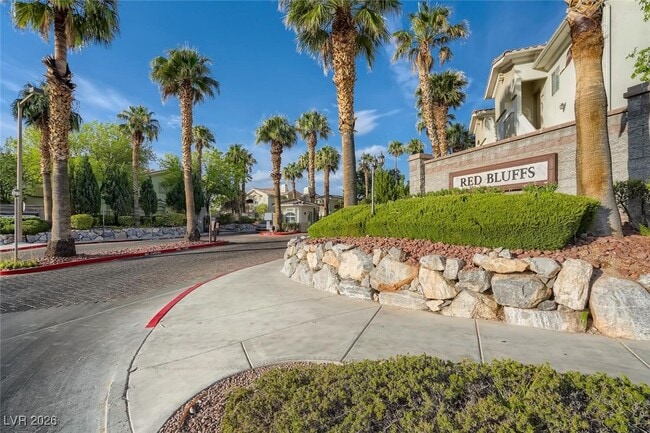 property at 1511 Ruby Cliffs Ln