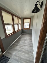 1201 University Ave in Grand Forks, ND - Foto de edificio - Building Photo