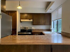 12120 E Gibson Rd in Everett, WA - Building Photo - Building Photo