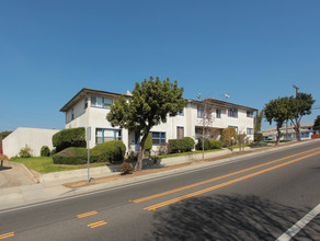 2520 Ocean Park Blvd in Santa Monica, CA - Building Photo - Building Photo