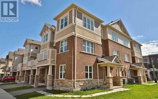 348 Sixteen Mile Dr in Oakville, ON - Building Photo