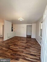 9722 51st Ave in College Park, MD - Building Photo