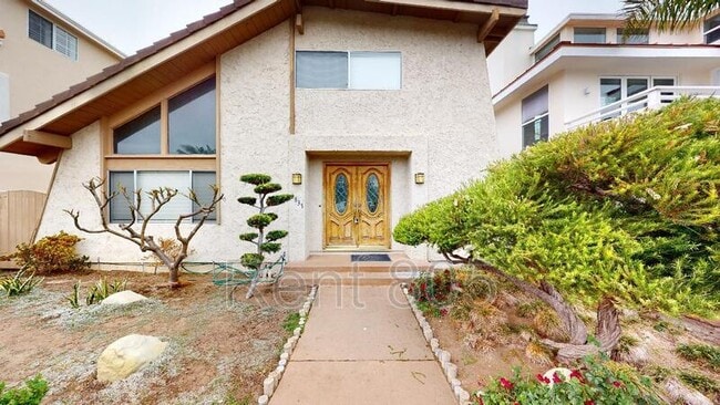 4837 Oceanaire St in Oxnard, CA - Foto de edificio - Building Photo
