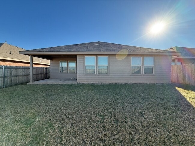 10530 Ft Cibolo Trl in Crowley, TX - Building Photo - Building Photo