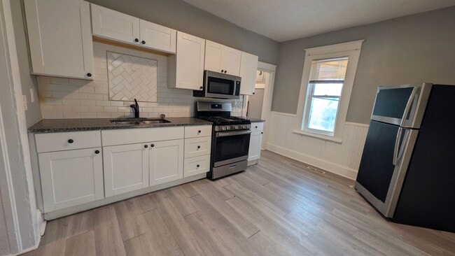 3023 N Sheridan Ave in Minneapolis, MN - Building Photo - Building Photo