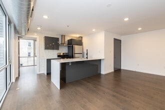 1520 N Marshall St, Unit 4 in Philadelphia, PA - Foto de edificio - Building Photo