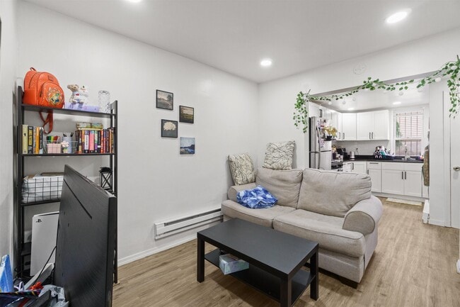property at 477 Mercer St